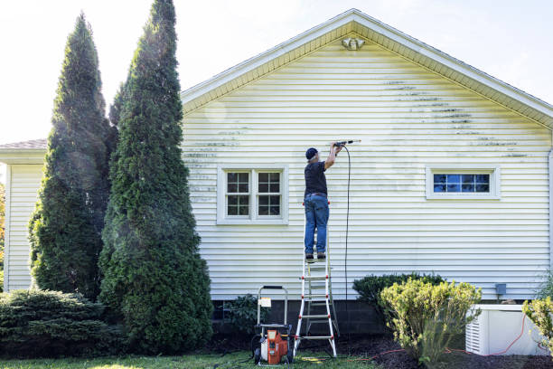 Best Roof Washing  in Garden Acres, CA